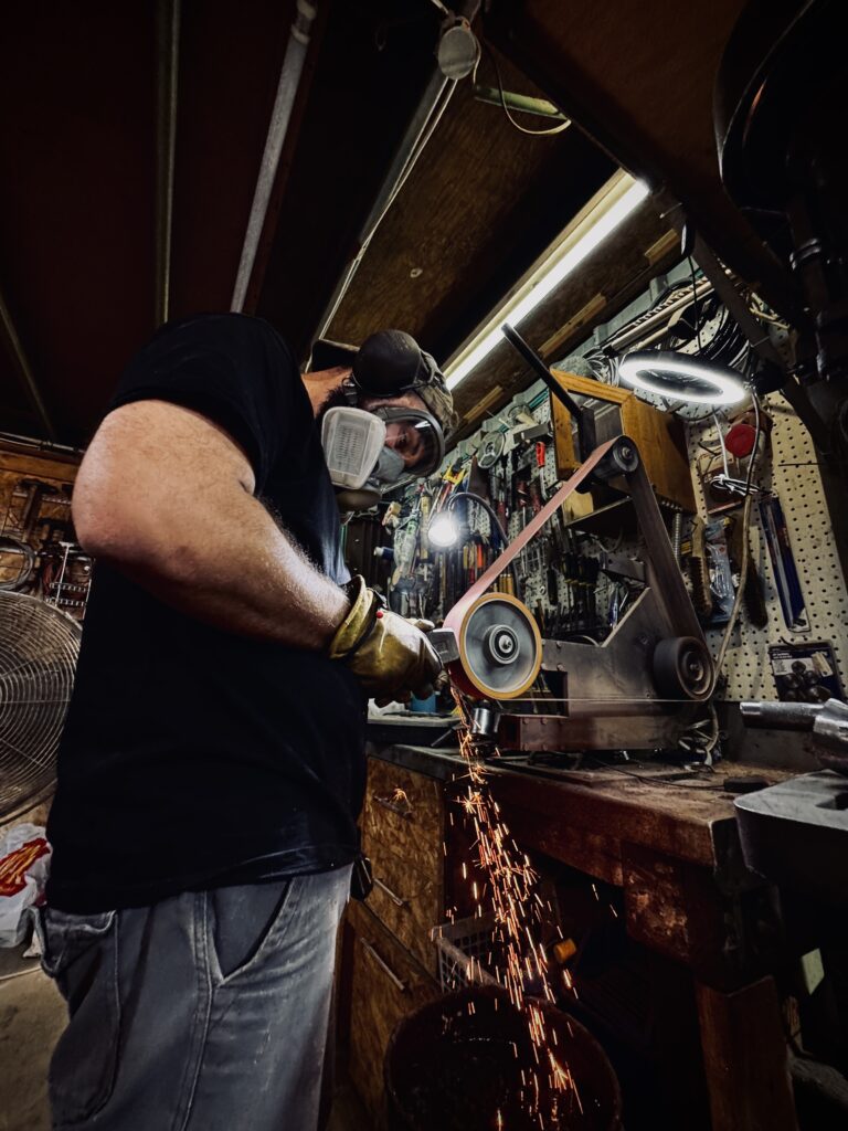 גניה עובד - קראפטולוגי - עיצוב מוצר תעשייתי